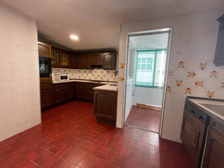 Apartamento En Primera Linea De Mar De ซาลอว์ ภายนอก รูปภาพ