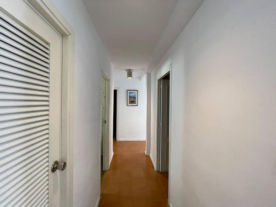 Apartamento En Primera Linea De Mar De ซาลอว์ ภายนอก รูปภาพ