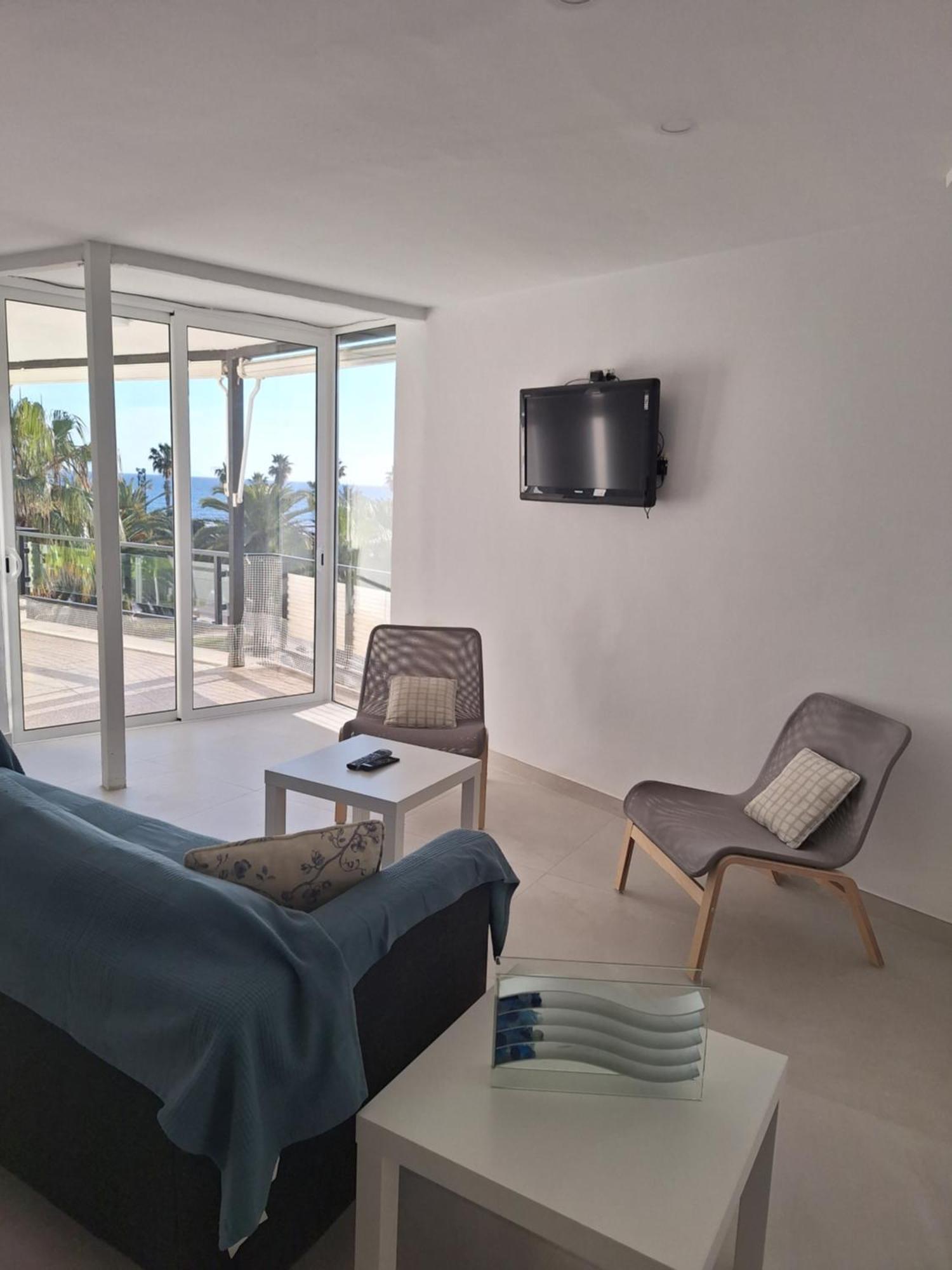 Apartamento En Primera Linea De Mar De ซาลอว์ ภายนอก รูปภาพ