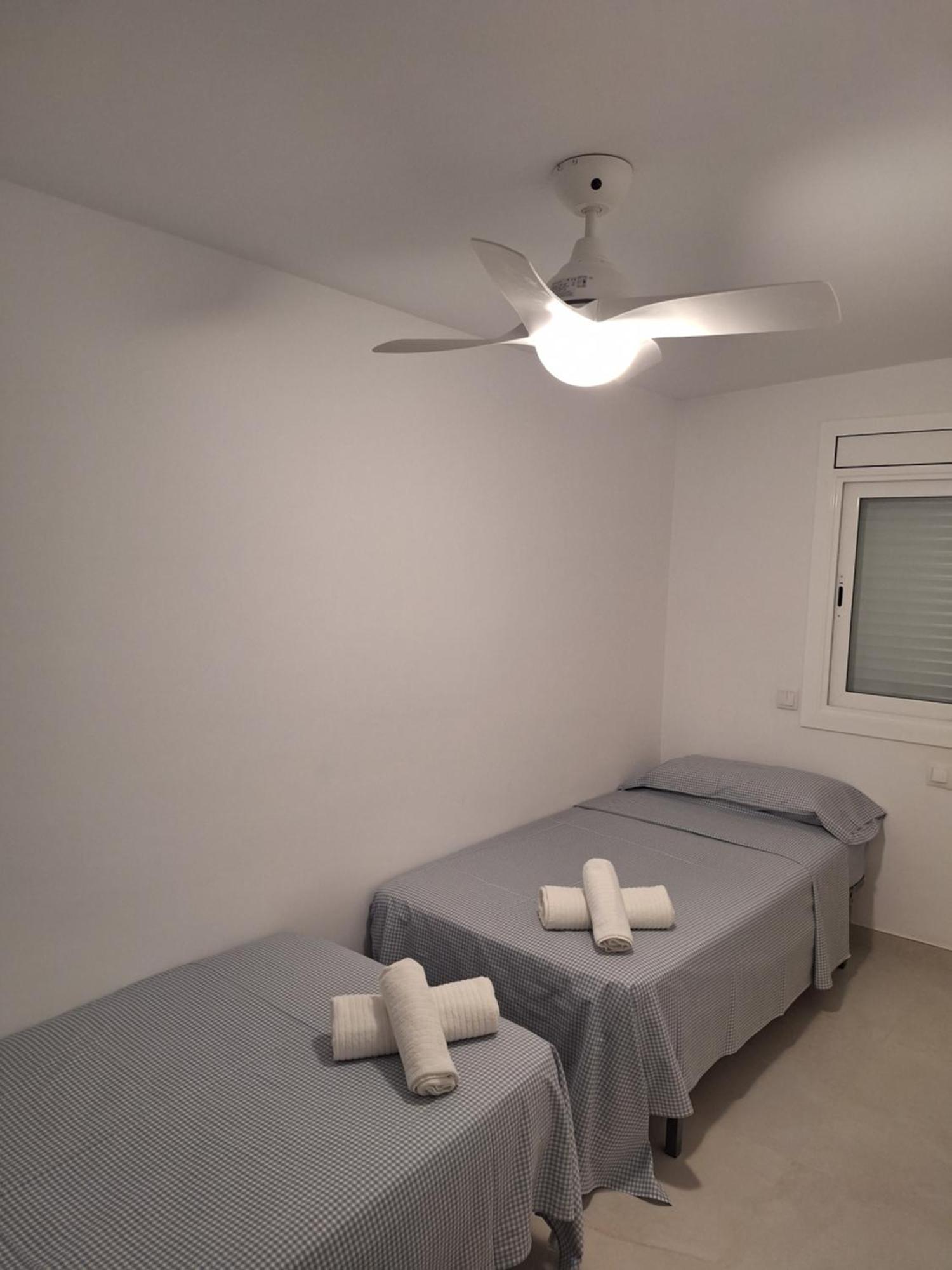 Apartamento En Primera Linea De Mar De ซาลอว์ ภายนอก รูปภาพ